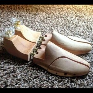 Real cedarwood shoe stretcher